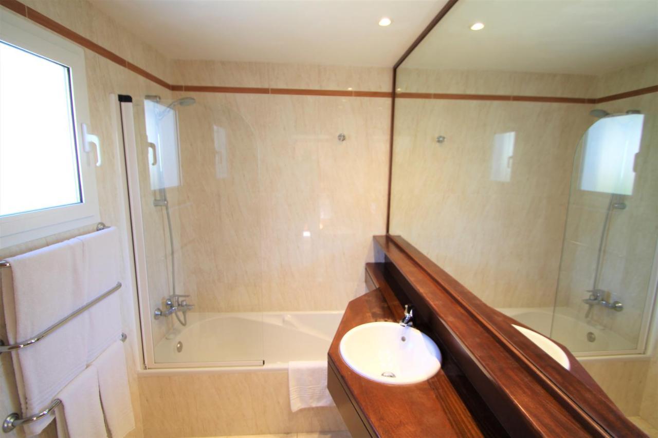 Apartaments Talayot Cala'N Blanes  Kültér fotó