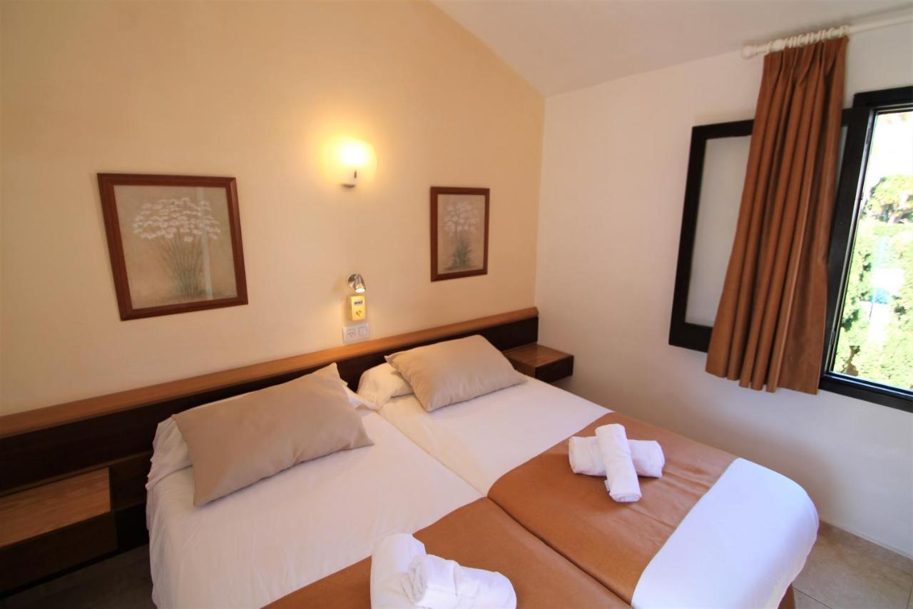 Apartaments Talayot Cala'N Blanes  Kültér fotó