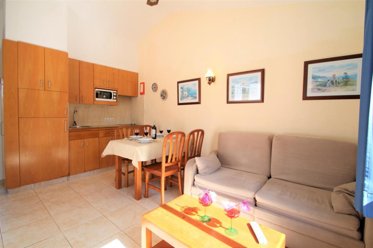 Apartaments Talayot Cala'N Blanes  Kültér fotó