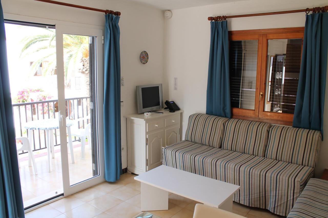 Apartaments Talayot Cala'N Blanes  Kültér fotó